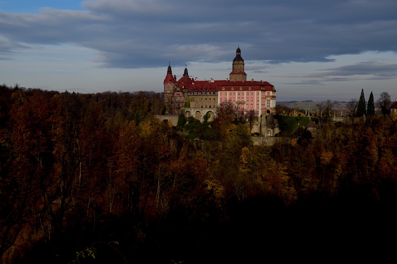 castle lower silesia forest woods 6784796
