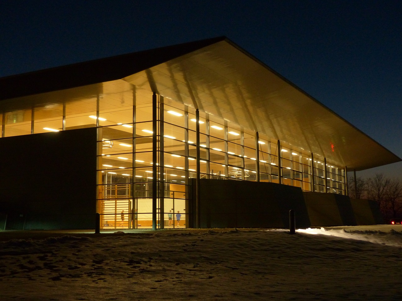 gym sports facility lighting 95272